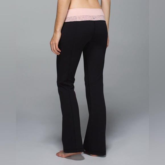 Lululemon Groove Pant *Full-On Luon - Picture 2 of 5